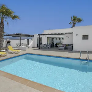 Dulce Vista Costa Papagayo With Large Heated Private Pool & Air Conditioning Playa Blanca (Lanzarote)