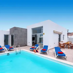 With Sea View And Private Swimming Pool Playa Blanca (Lanzarote)